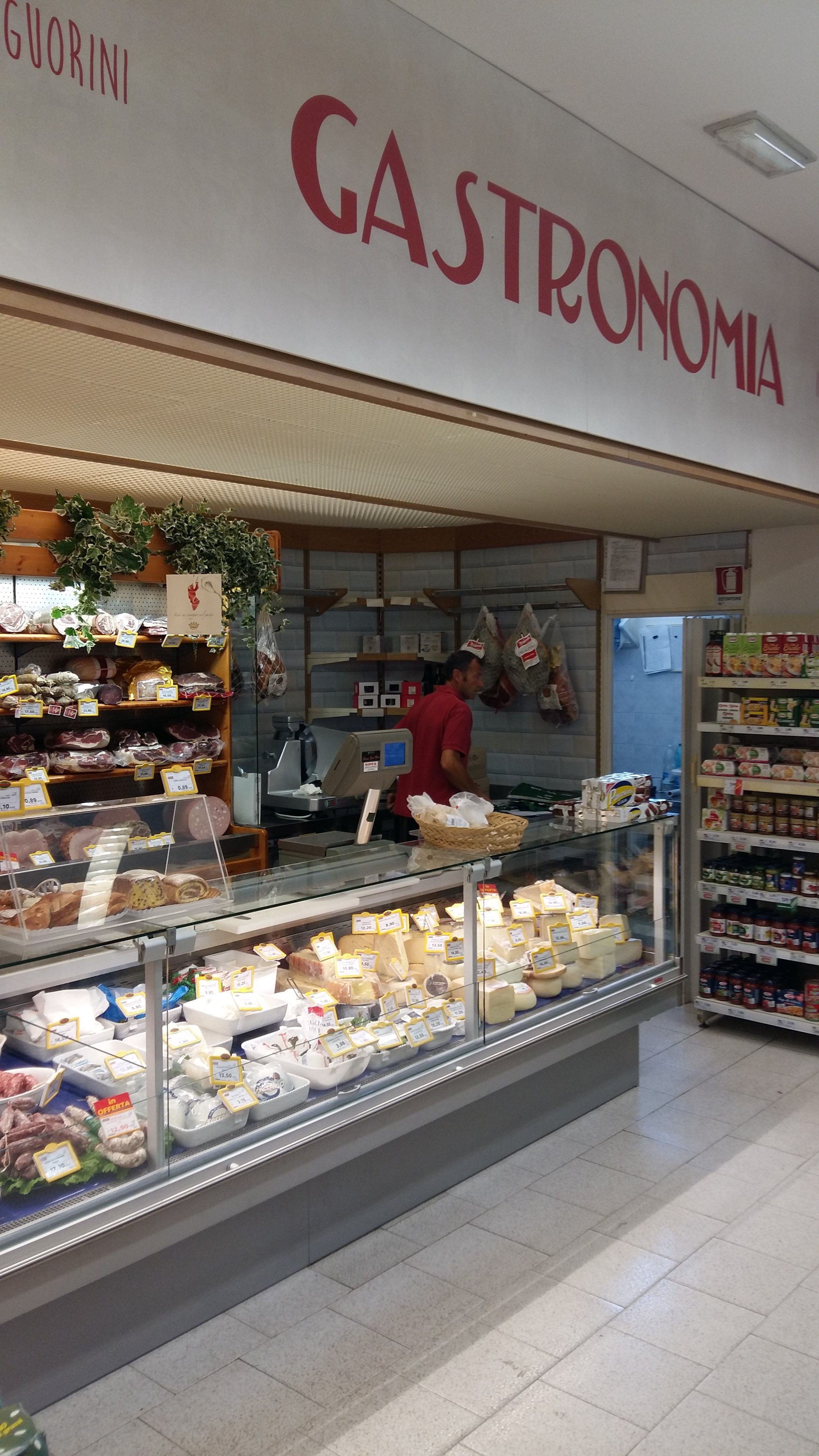 Immagine interno negozio