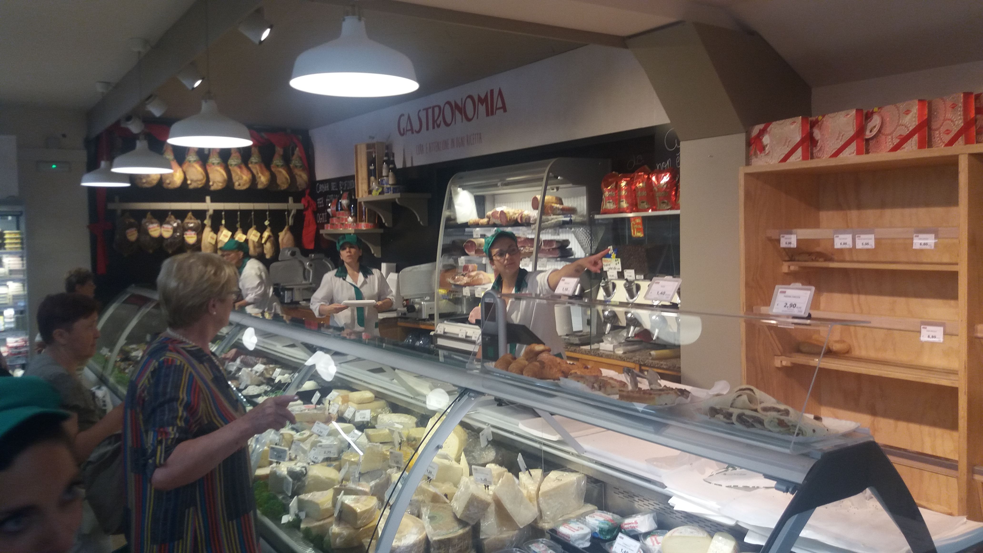 Immagine interno negozio