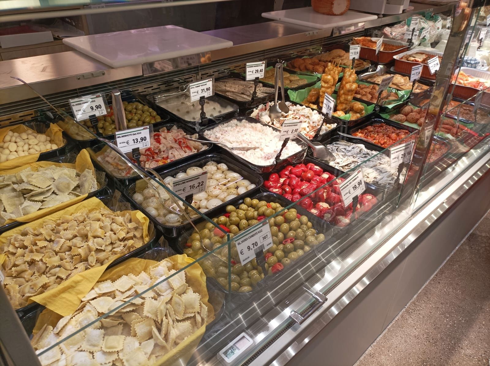 Immagine interno negozio
